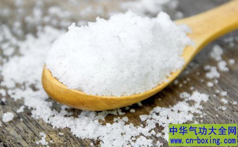 生活中吃盐过多有哪些危害？